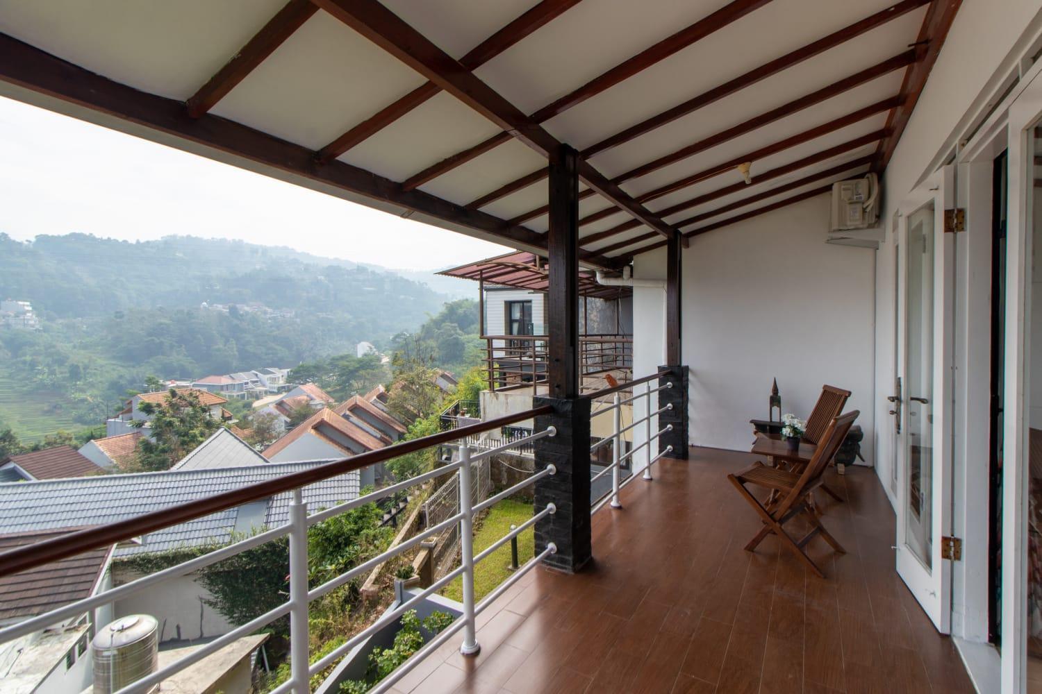 Villa Keluarga Syariah Resor Dago Pakar Bandung - View Bukit Esterno foto
